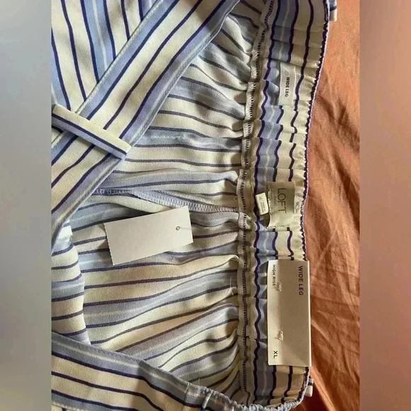 Loft Women’s XL High Rise Wide Leg Pants - Picture 5 of 8